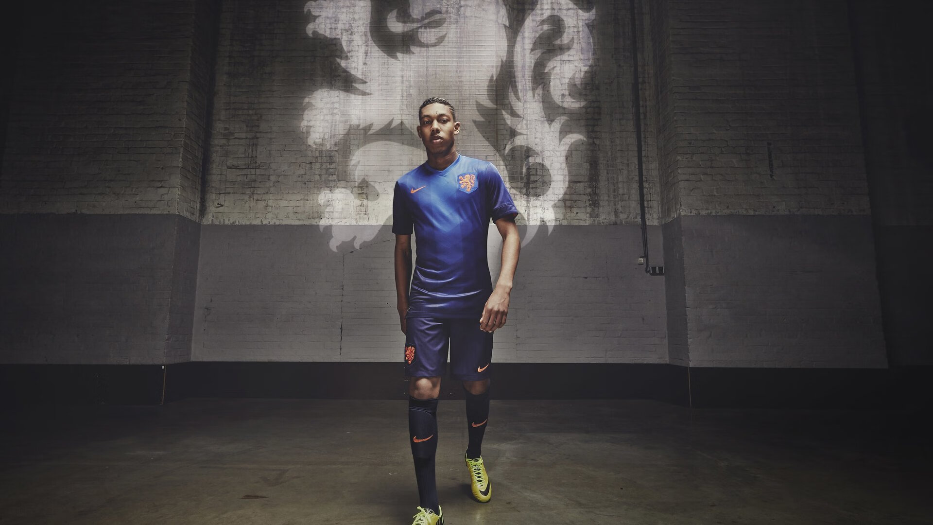 开云在线直播-一打亚冠，看到上海海港被虐，才发觉中超水平是如此的低，上海海港2021中超赛程